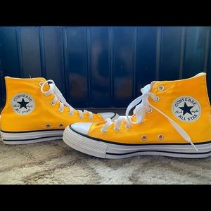 Laser Orange converse